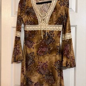 Elegant Paisley Lace-Trim Dress